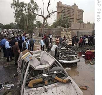 AP_Iraq_Car_Bomb_25oct09