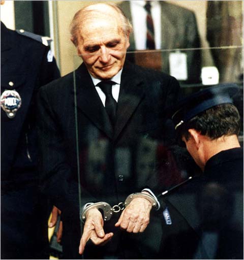 12HOLOCAUST-popup